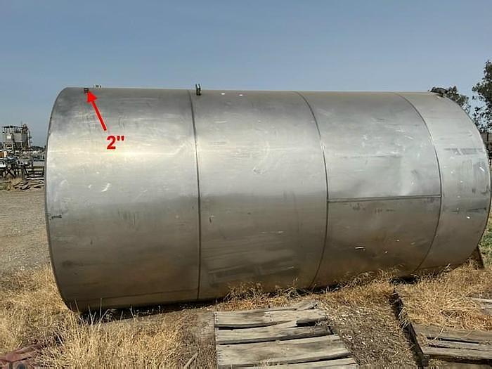 Used 5,000 GALLON VERTICAL TANK - S/S