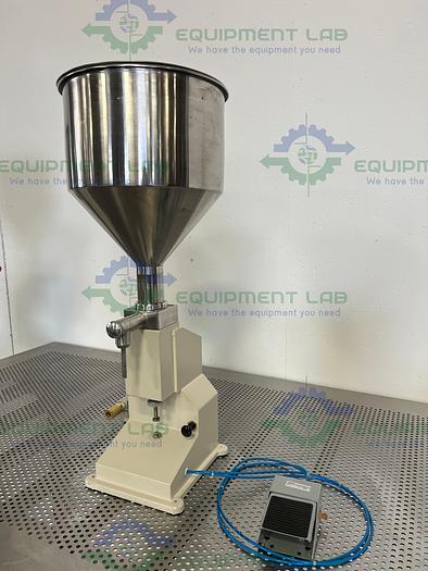 Used Sumeve A02 5-50ml Pneumatic Liquid Filling Machine