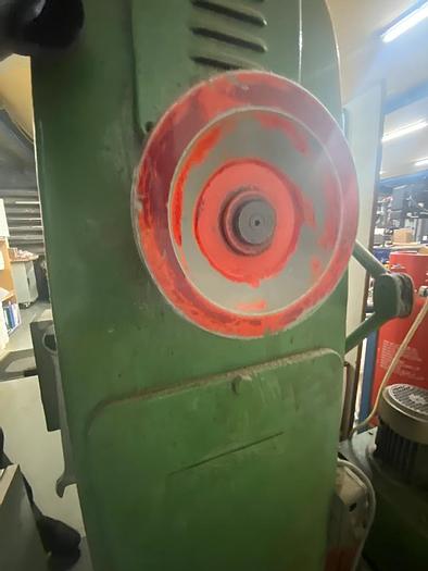 Used Astra 6" Slotting Machine