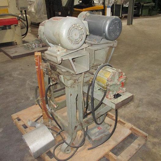 Used CAROLINA DOUBLE-SPINDLE HORIZONTAL BORING MACHINE