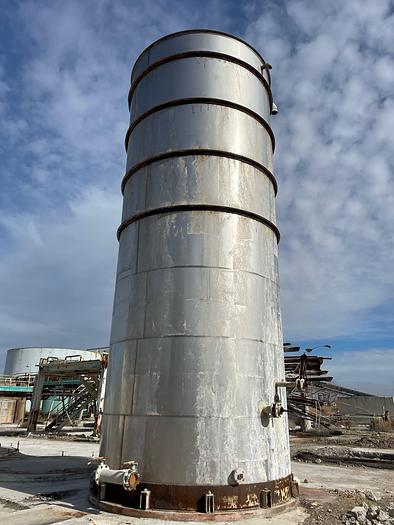 Used Stainless Steel 25,000 Gallon Vertical Tanks