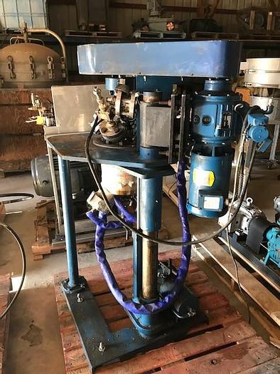 Used 0.5 GALLON AUTOCLAVE ENGINEERS REACTOR - S/S - 200 PSI/FV INTERNAL - 200 PSI JACKET (#9983)