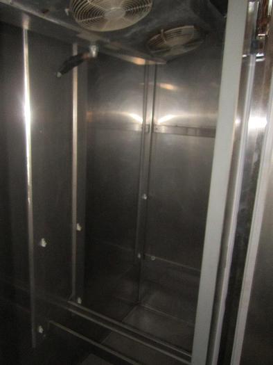 Used Refrig, Cooler, S/st, Mdl EWRIF-25, Less Racks #S739532
