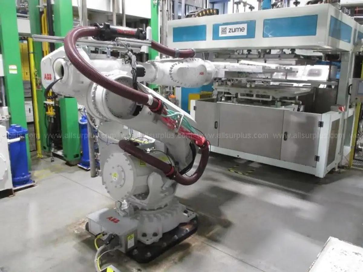 ABB MODEL IRB 6700 ROBOT 