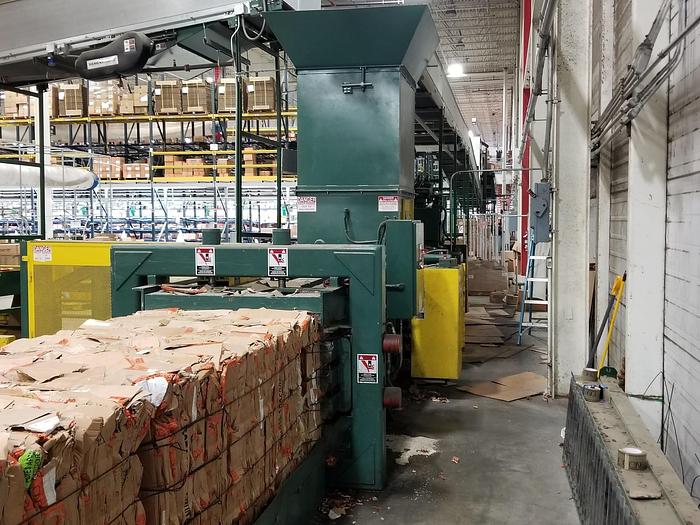 Used INTERNATIONAL BALER CO. HORIZONTAL AUTO TIE BALER 50HP 8 INCH CYLINDER