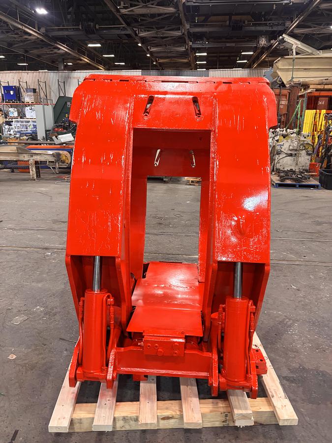 Used AURAMO MODEL RA-450NLE 84" DIA. ROLL CLAMP