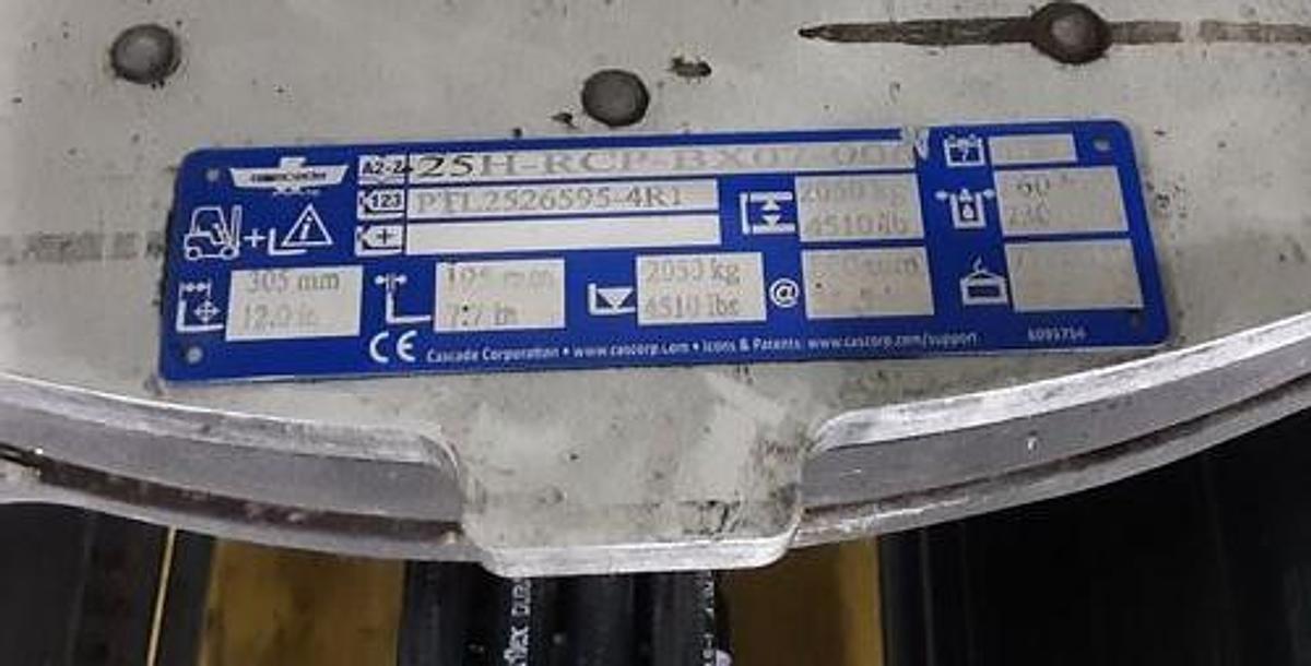 Used 60" CLASS III CASCADE ROLL CLAMP MODEL 25H-RCP-BX07-006