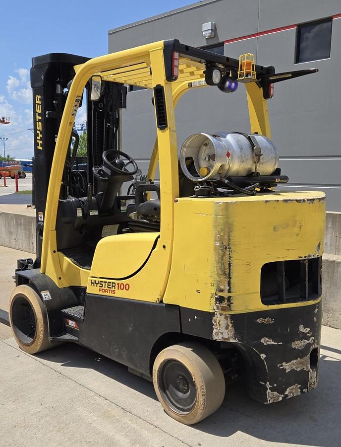 Used HYSTER S100FT-BCS 10,000 LB. CAPACITY BOX CAR SPECIAL 2016