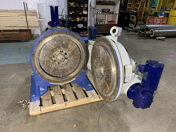 Used BELOIT DD4000 24" REFINER WITH NEW VALMET DOOR INSTALLED 2022