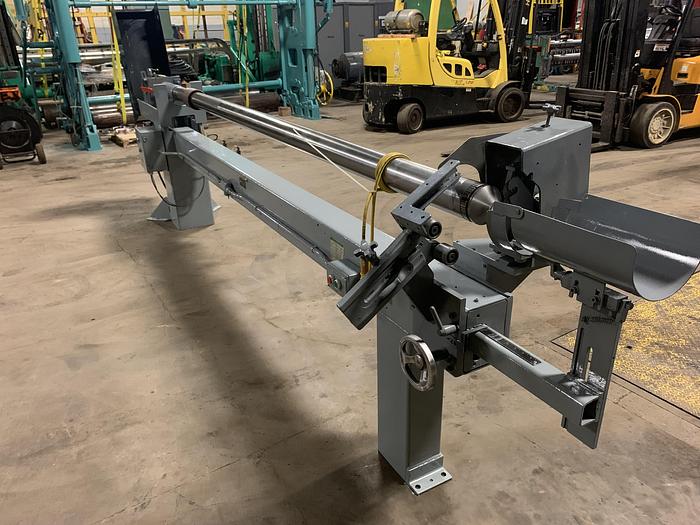 Used APPLETON S-200 SEMI AUTOMATIC CORE CUTTER 4" MANDREL