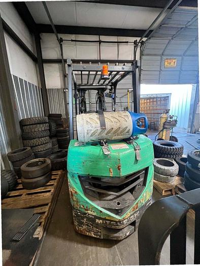 Used 5,000 POUND MITSUBISHI MODEL FGC25N FORKLIFT MANUFACTURED 2016