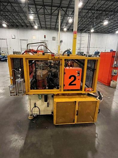 Used PAPER MACHIENRY CORPORATION PMC-1000 12OZ CUPS