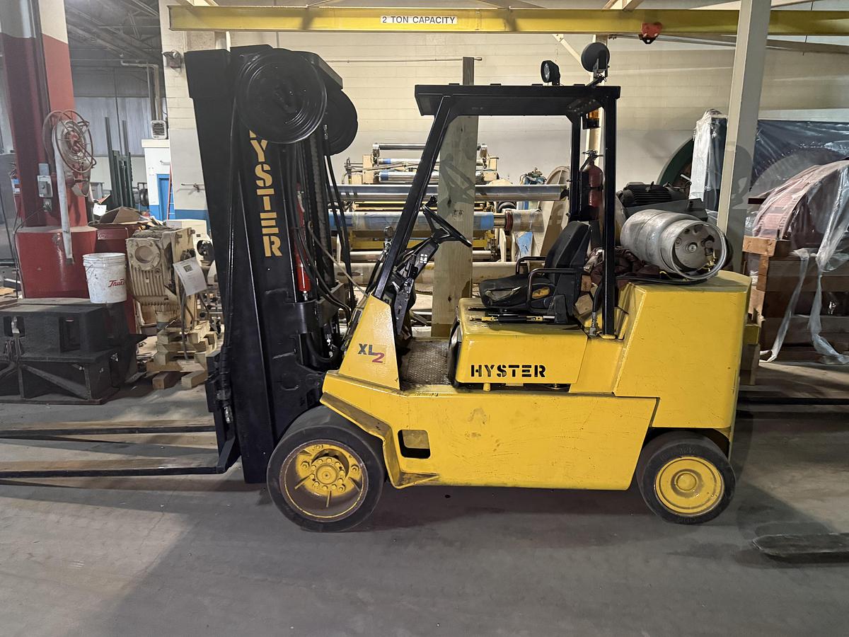Used 12,000 POUND HYSTER S120XLS FORKLIFT 