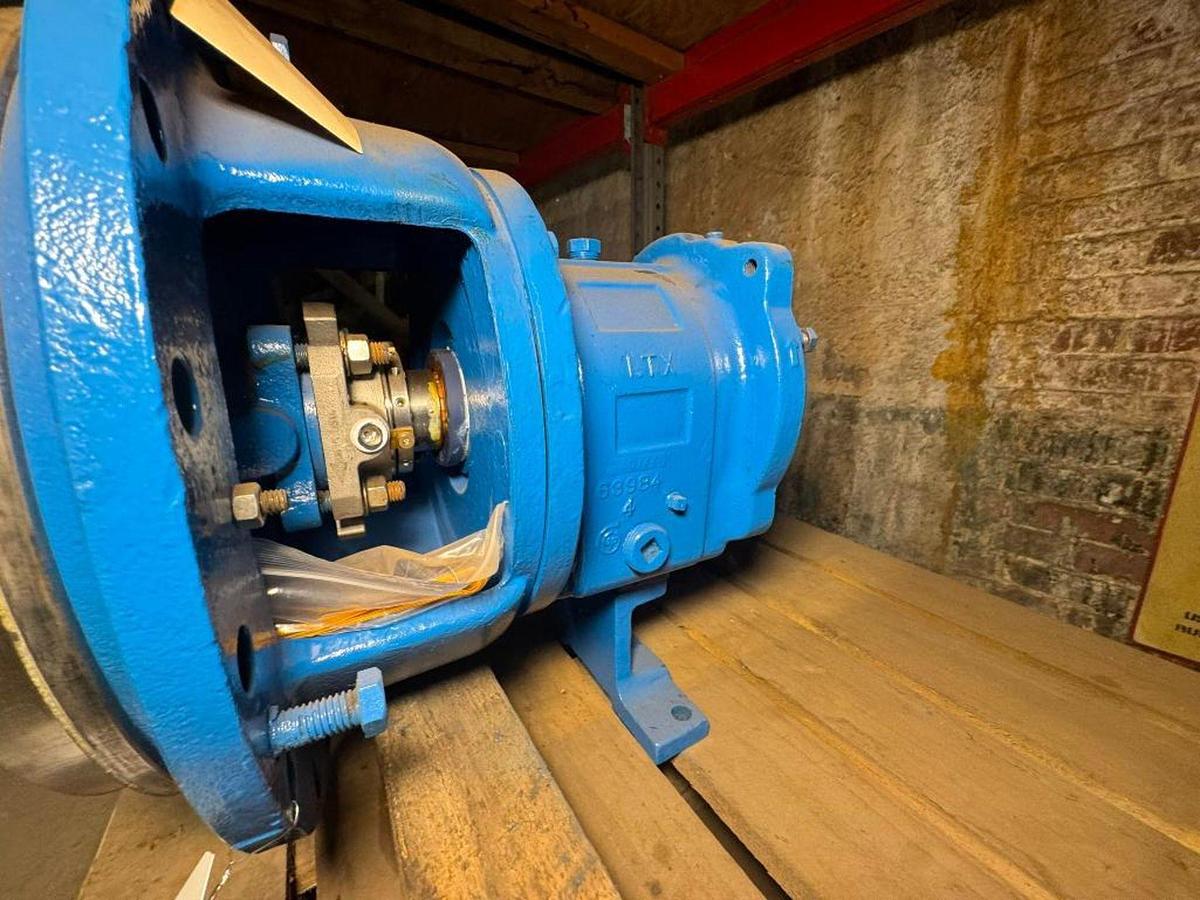 Used GOULDS 3196 SLTX POWER END PULLOUT PUMP PART 13" 316 STAINLESS STEEL