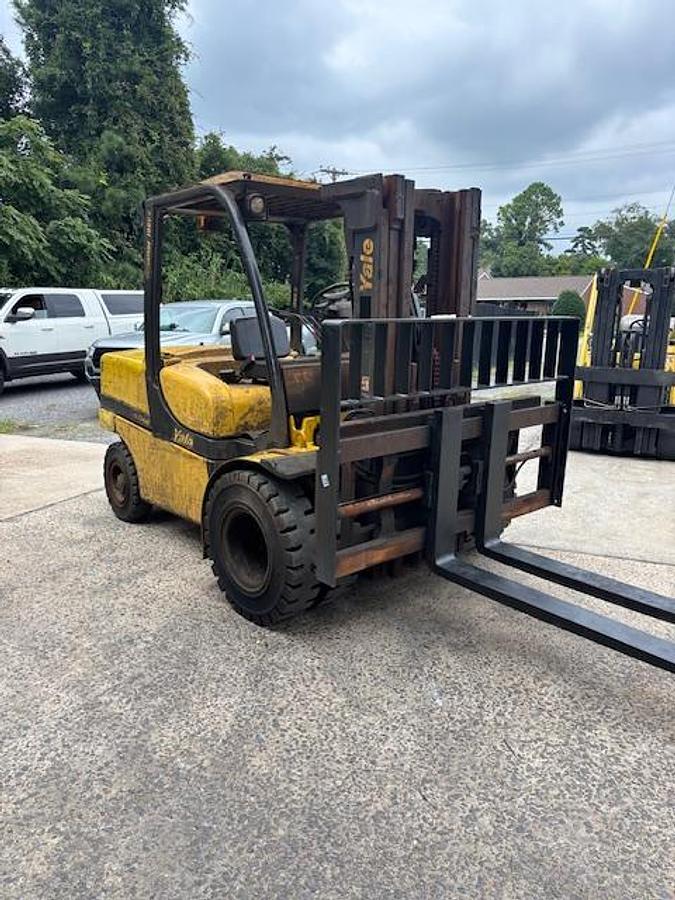 Used 2017 YALE GDP100VX 10TON CAPACITY DIESEL FORKLIFT