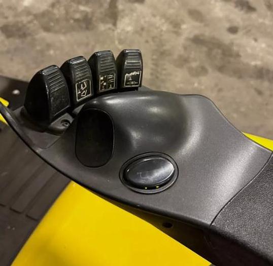 Used 15,500 POUND HYSTER MODEL S155FT FORKLIFT WITH 4-WAY VALVE *LOW HOUR*