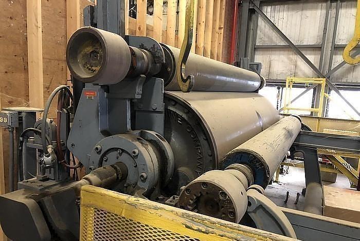 Used MANCHESTER MACHINE CO. 112" FACE WIDTH HORIZONTAL TRACK REEL 36" DIA. DRUM