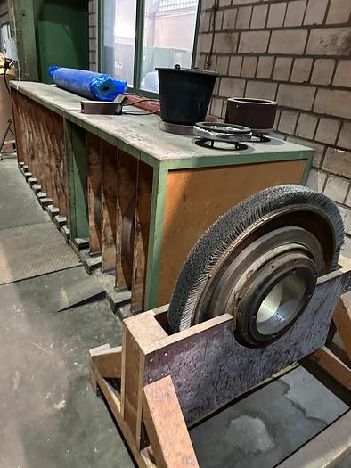 Used 334" (8500MM) WALDRICH SIEGEN ROLL GRINDER