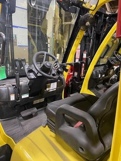 Used 12,000 POUND CAPACITY HYSTER S120FT-PRS FORKLIFT WITH 60" ROLL CLAMP MANUFACTURED 2018