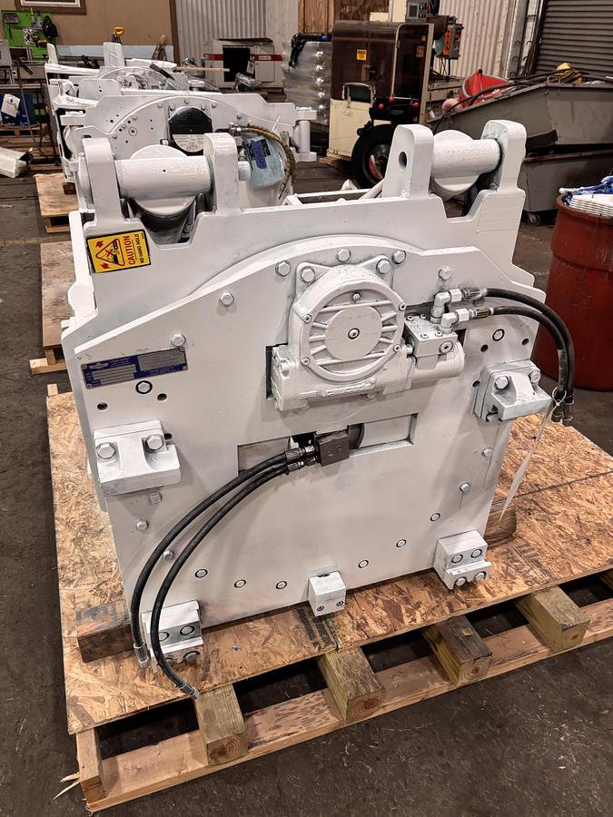 Used 60" CASCADE PAPER ROLL CLAMP ATTACHMENT MODEL 77F-RC-01C CLASS III/IV