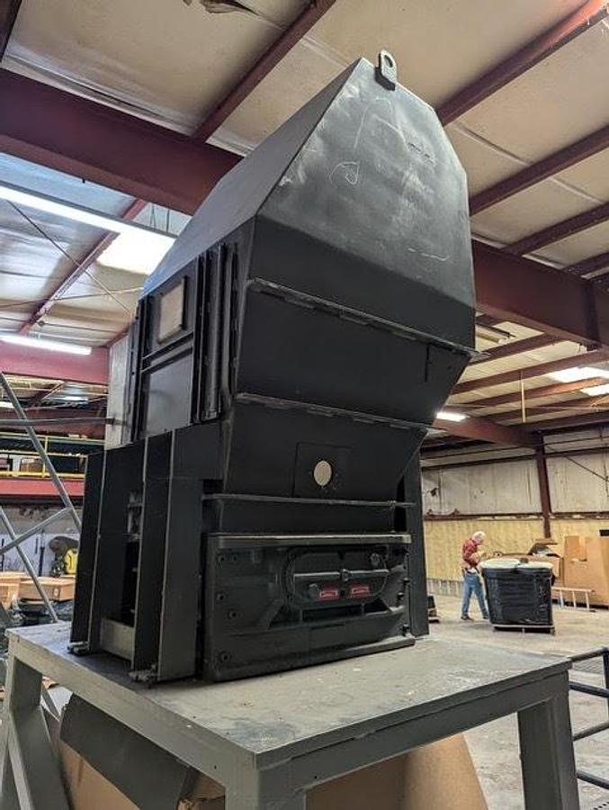 Used SATRIND DUAL SHAFT SHREDDER 20 HP MODEL F615