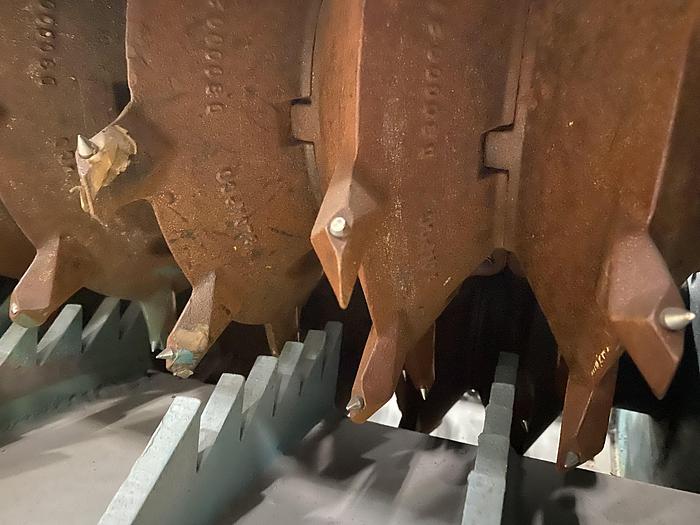 Used BLOAPCO MODEL 3CAX-3048H SHREDDER  30 HP MOTOR