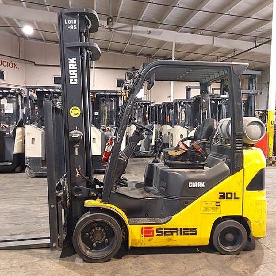 Used 6,000 LB. CLARK MODEL S30CL 103"LH/240"RH MFG 2018