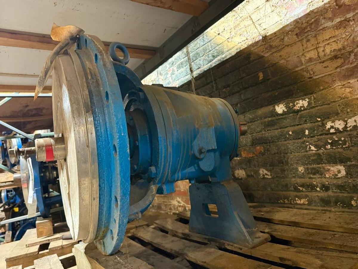 Used GOULDS POWER END PULLOUT PUMP PART 22" 316 STAINLESS STEEL