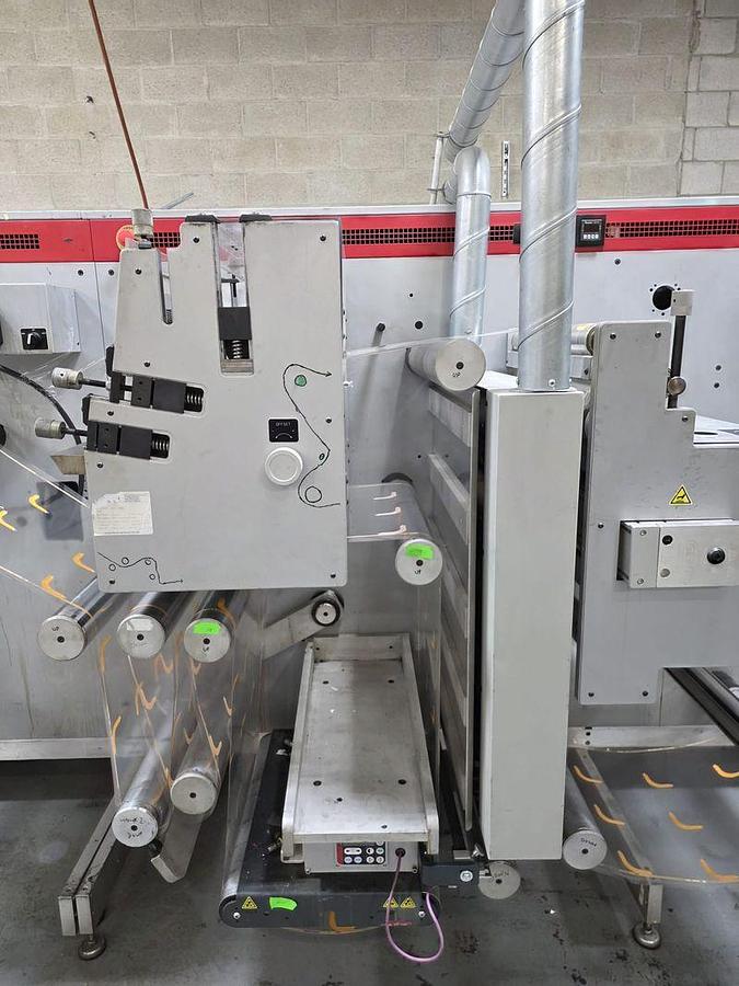 Used 19.5"  GM DC500 DIGITAL FINISHER