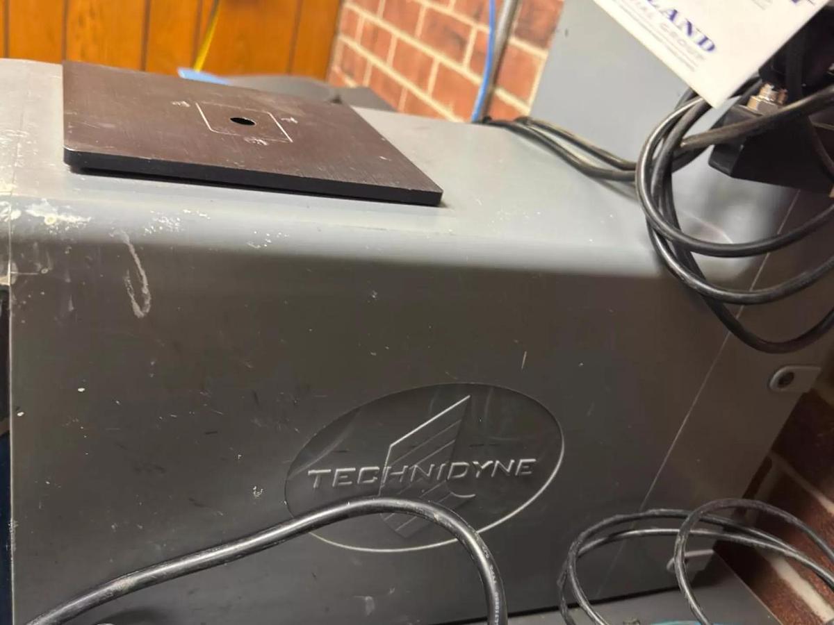 Used TECHNIDYNE TEST/PLUS TAPPI BRIGHTNESS 45 TESTER