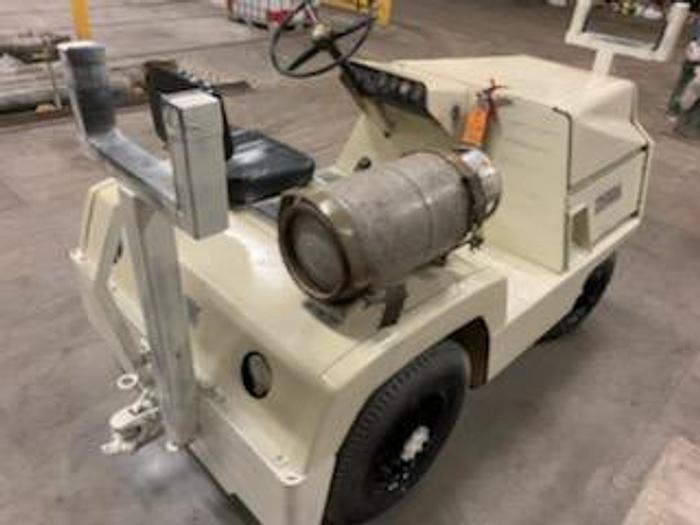 Used CLARK MDL. CT30 TOWING TRACTOR
