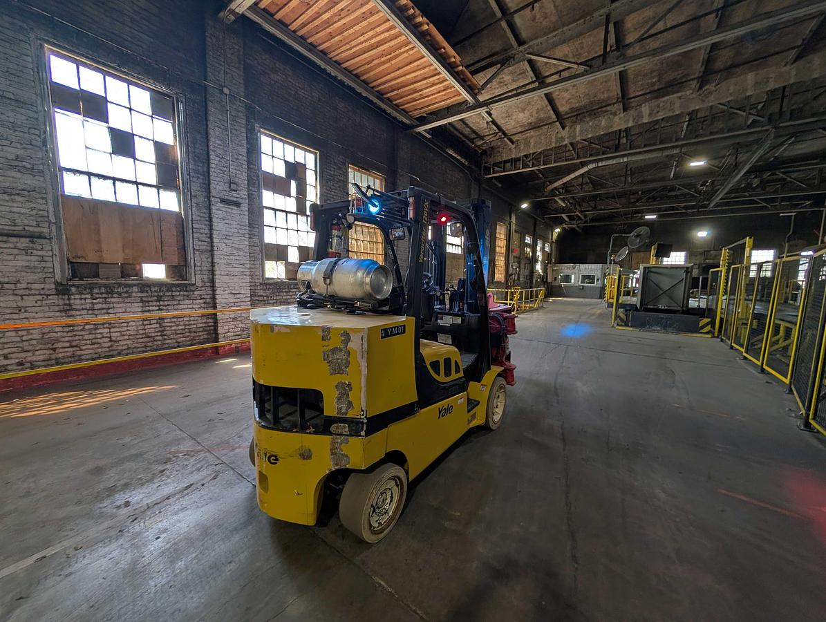 Used 12,000 POUND YALE GC120VXPRS FORKLIFT WITH 72" BOLZONI CLAMP MANUFACTURED 2021