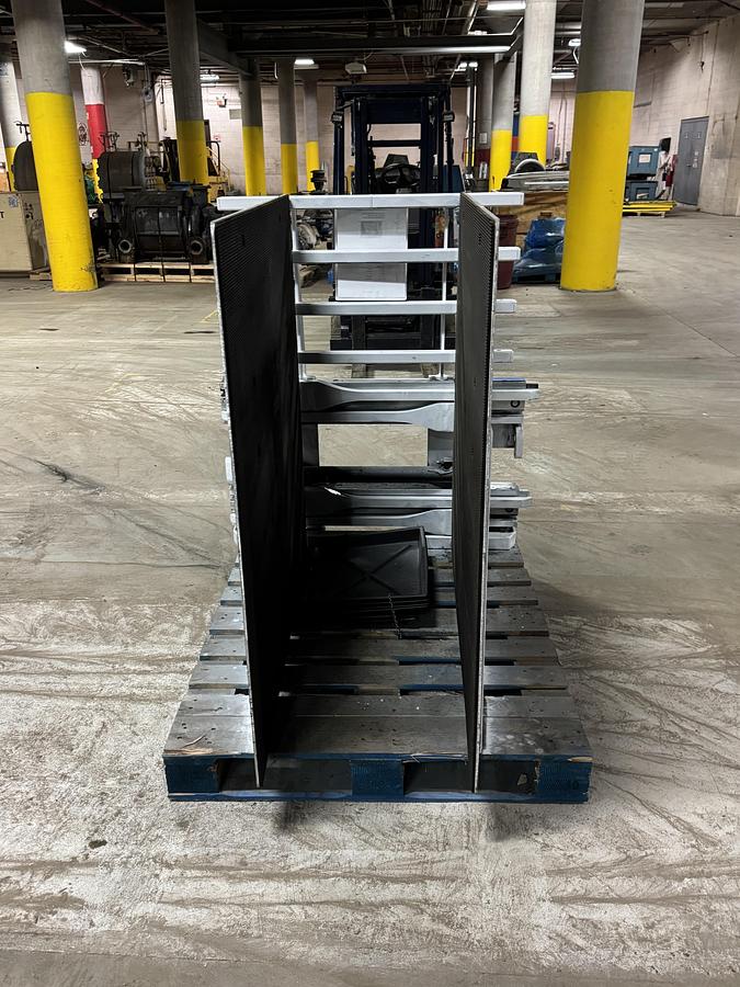 Used CASCADE 25D-CCS-35Q 2500LB CAPACITY CARTON CLAMP ATTACHMENT WITH SIDE SHIFT