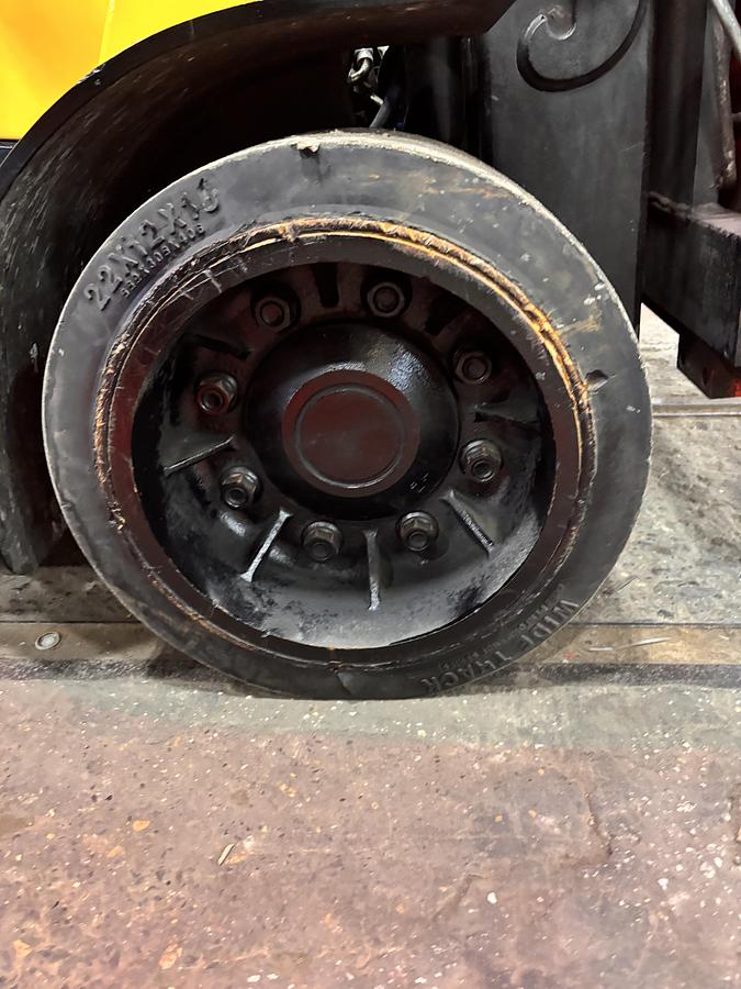 Used 12,000 POUND HYSTER S120FTPRS FORKLIFT WITH PAPER ROLL CLAMP MFG. 2020 LOW MAST