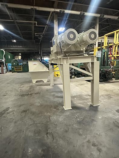 Used SHRED-TECH MODEL AZ-80 SHREDDER