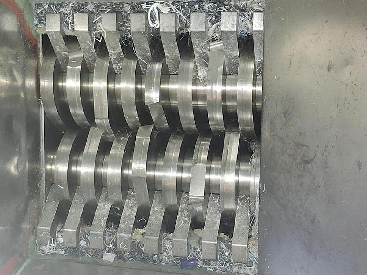 Used SATRIND DUAL SHAFT HYDRAULIC SHREDDER