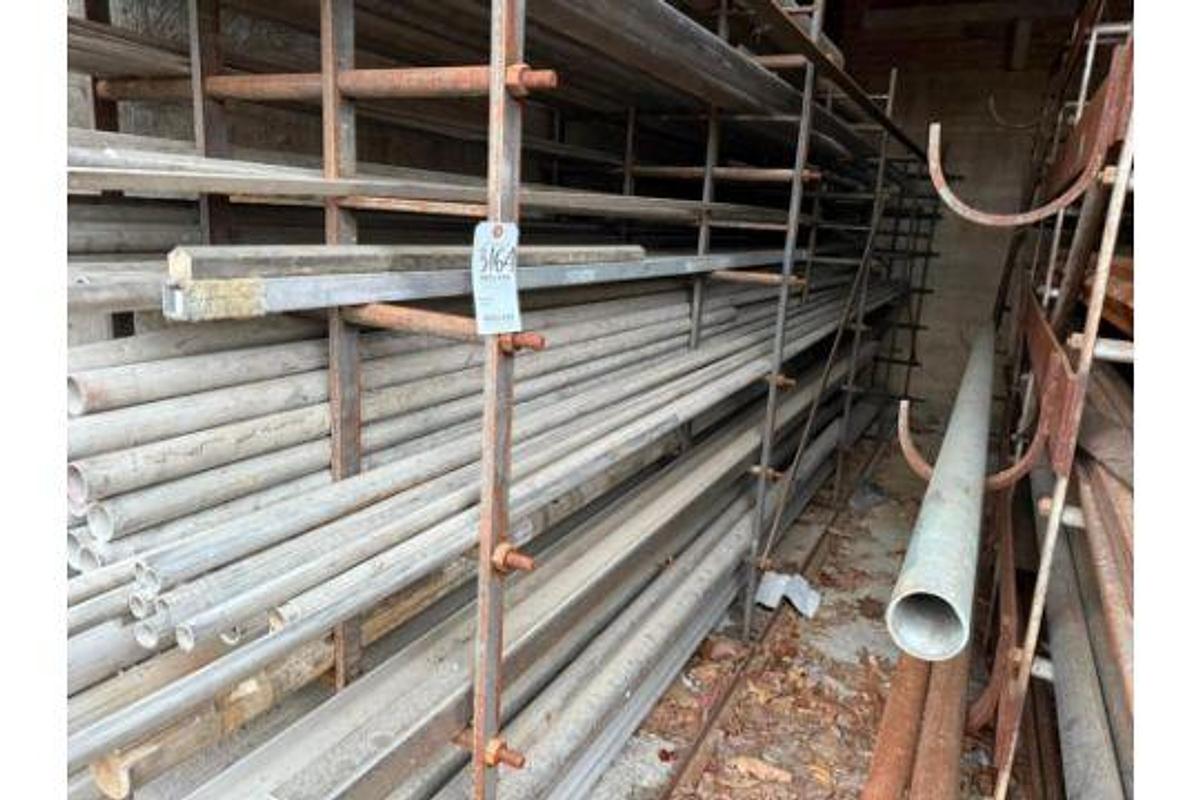 Used LARGE AMOUNT OF CAST, STAINLESS STEEL, ALUMINUM, GALVINIZED AND PVC PIPES