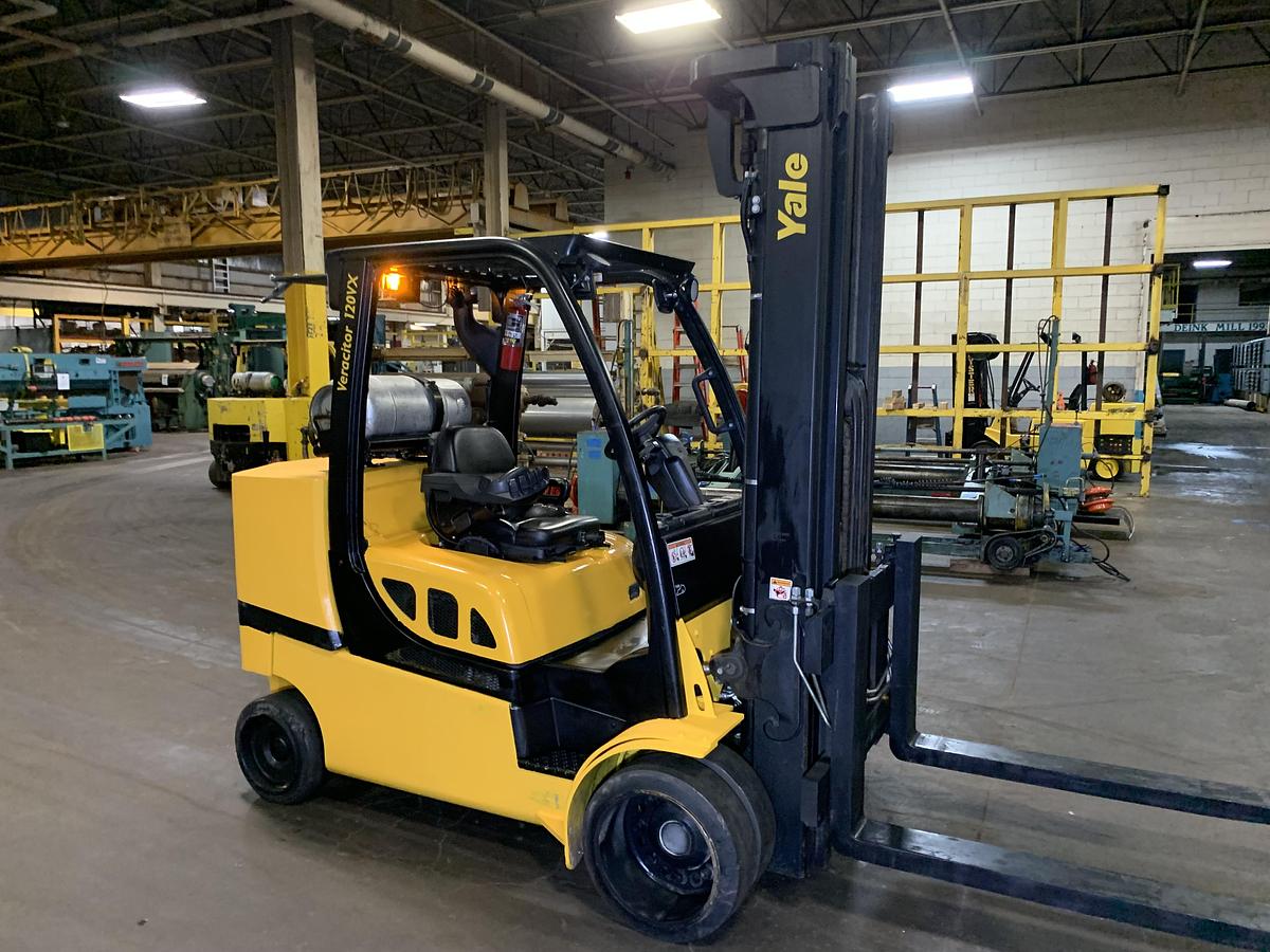 Used 12,000 POUND YALE GLC120VXPRS FORKLIFT TRUCK MANUFACTURED 2021 TALL MAST 221" RAISED