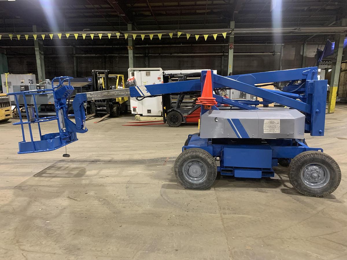 Used SNORKOL BOOM LIFT