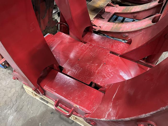 Used 84 INCH BOLZONI AURAMO PAPER ROLL CLAMP CLASS IV MANUFACTURED 2017