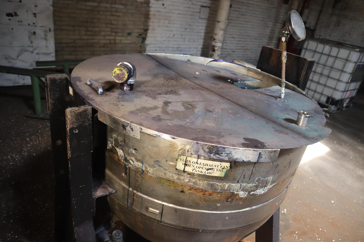 Used TANK