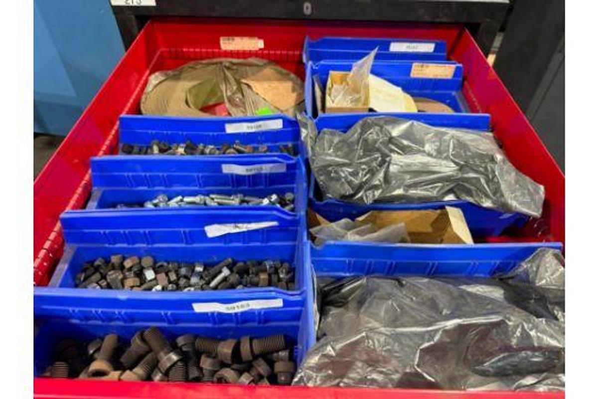 Used INDUSTRIAL 9 DRAWER TOOL CABINET CONTENTS NOT INCLUDED