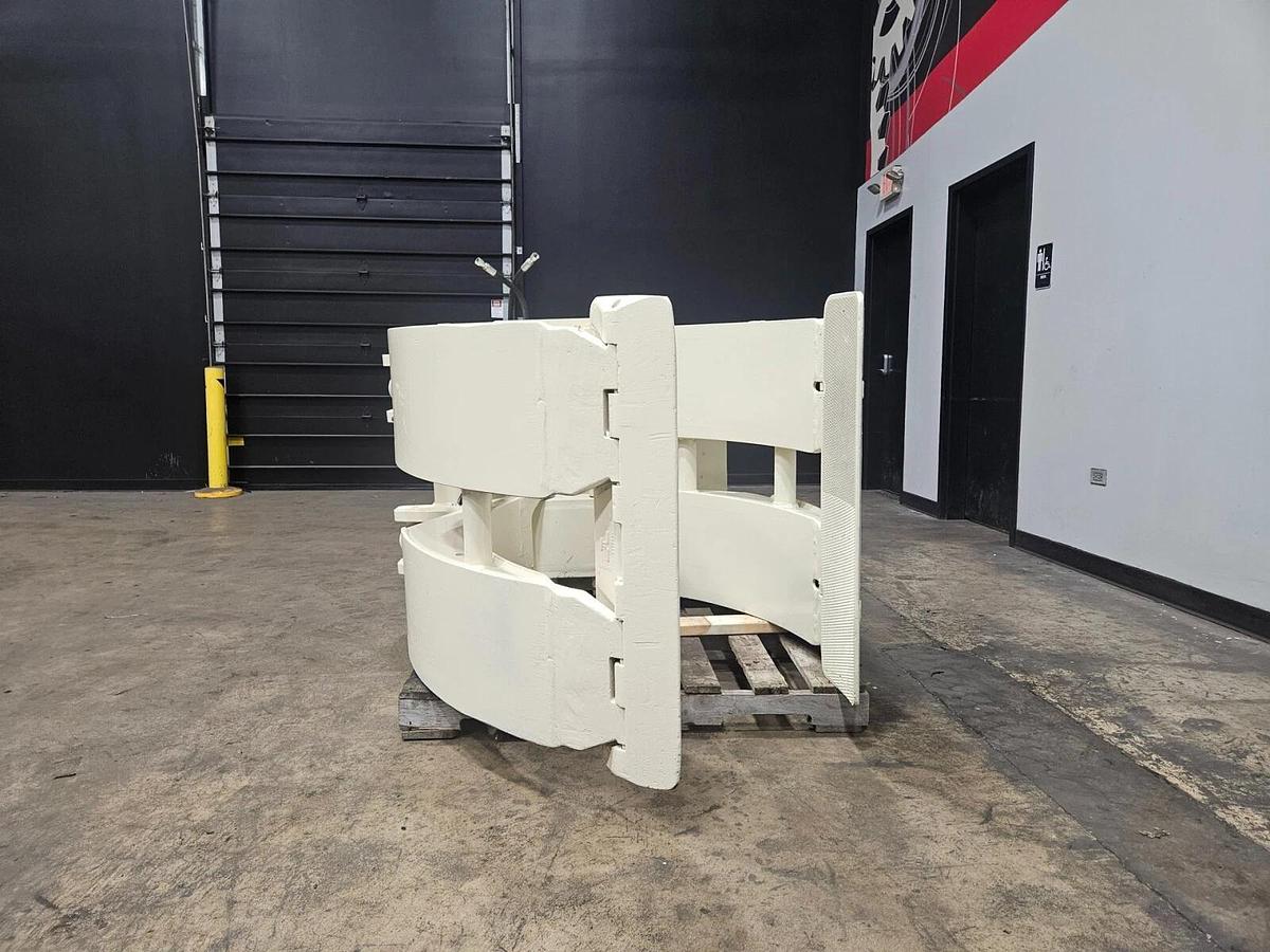 Used 72" CASCADE MODEL 100F-RCP-351 PAPER ROLL CLAMP CLASS IV MANUFACTURED 2020