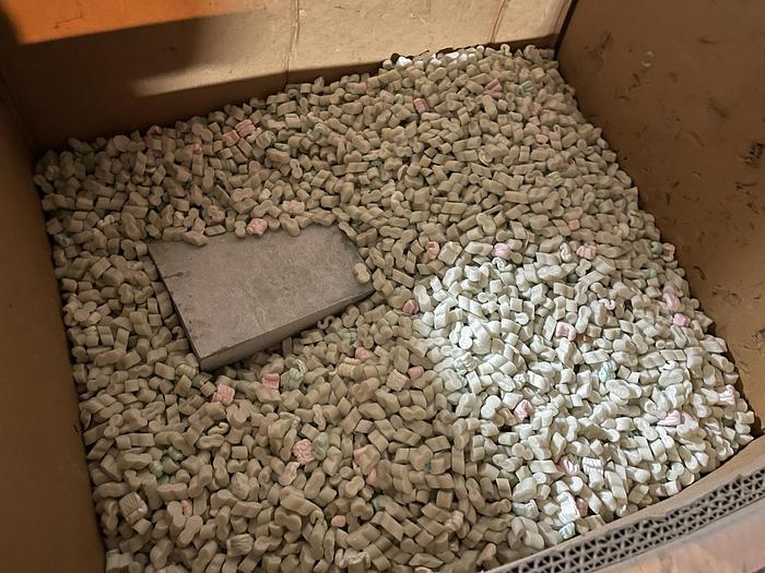 Used LOT OF CONCRETE MATERIALS AND EQUIPMENT