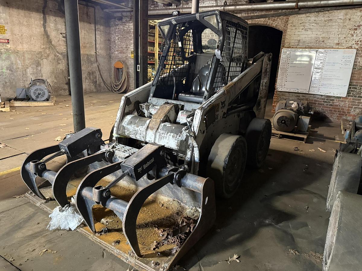 Used BOBCAT 863 SKID STEER