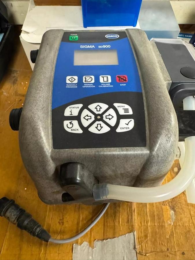 Used HACH SIGMA MODEL SD900 WATER SAMPLER