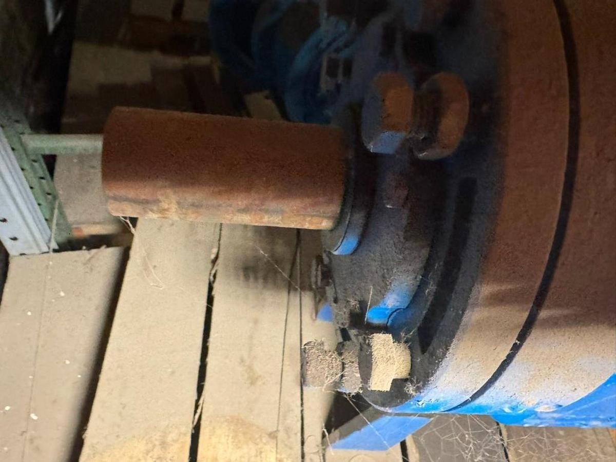 Used GOULDS 3196 XLTX POWER END PULLOUT PUMP PART 13" 316 STAINLESS STEEL