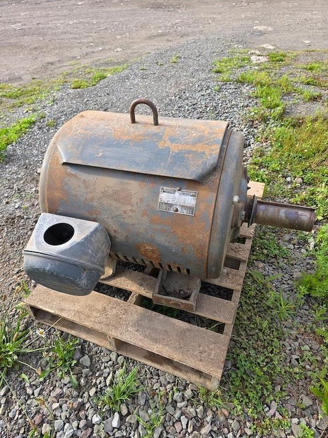 Used MONTGOMERY MODEL HE ER-50 HAMMERMILL 150 HP 