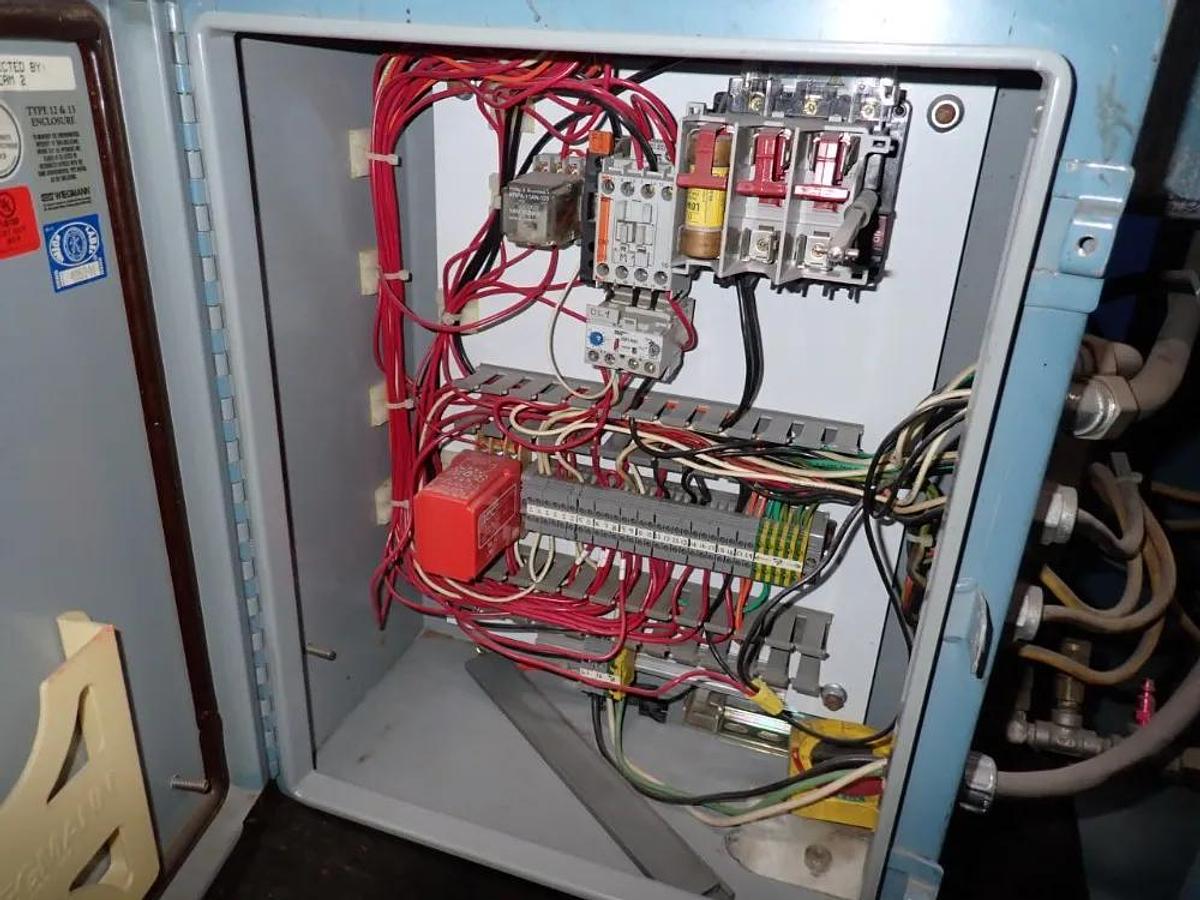 Used 90" CORETECH MODEL 10/90 CORE CUTTER