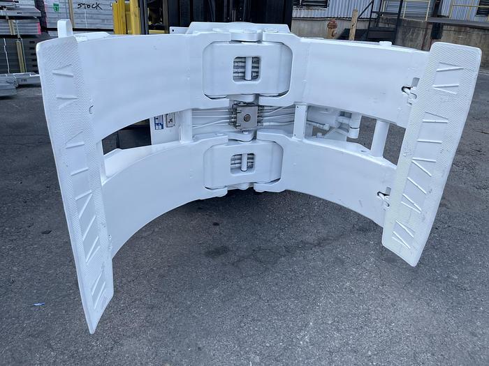 Used 12,000 POUND HYSTER S120FTPRS FORKLIFT WITH PAPER ROLL CLAMP MFG. 2017- PENDING SALE NF